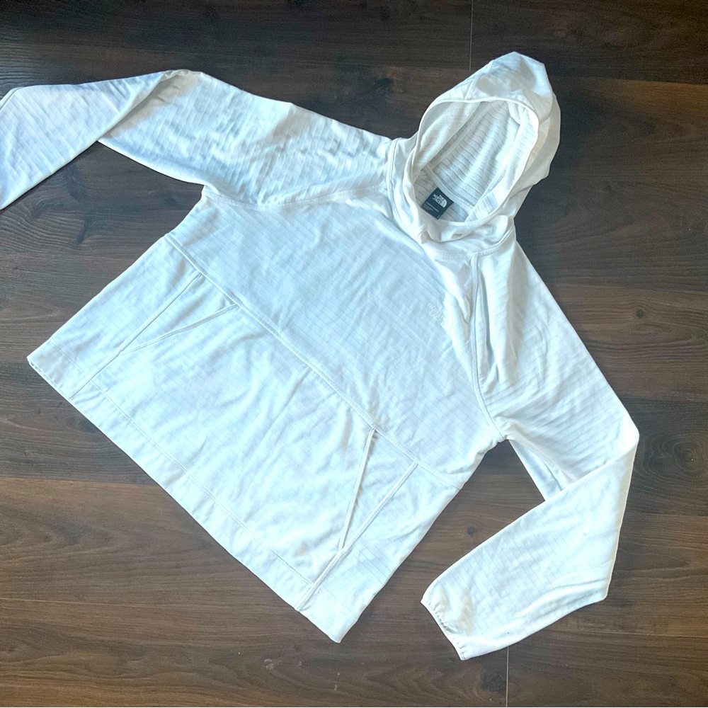 North Face - Women’s crop top hoodie